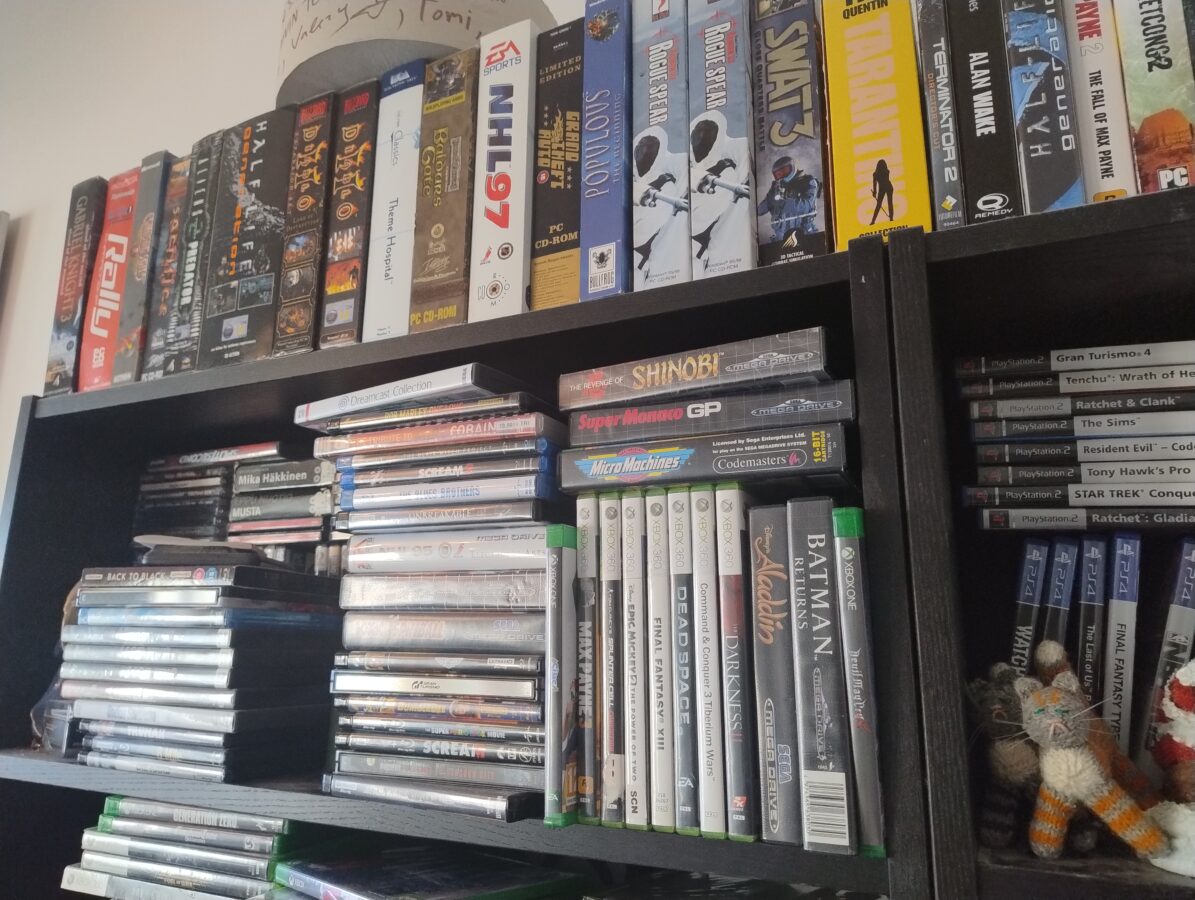 piles of video games