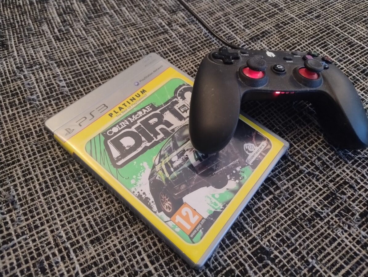 spartan oplon ps3 gamepad and colin mcrae dirt 2